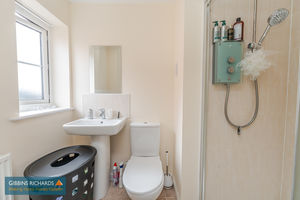 En-Suite- click for photo gallery